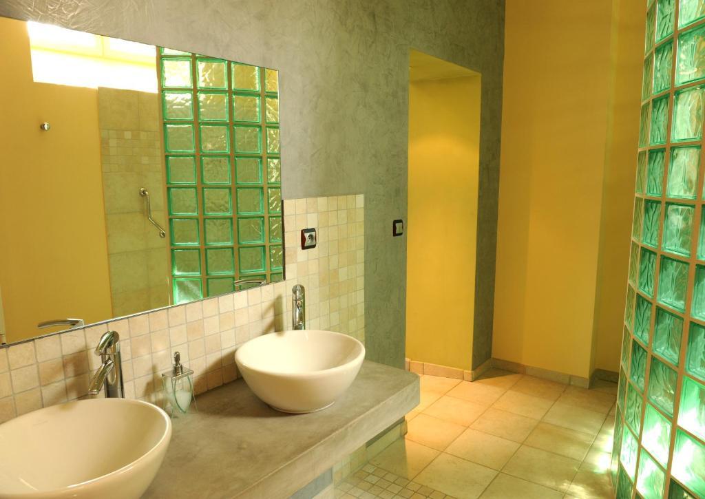Saint-Jean-Bonnefonds Logis De Nantas Bed & Breakfast 部屋 写真