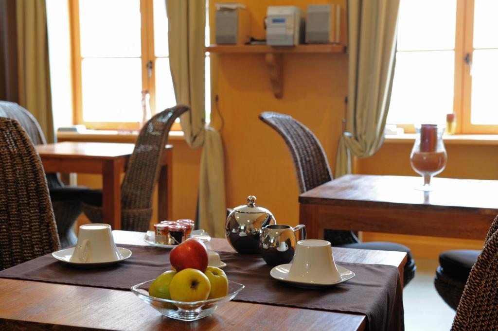 Saint-Jean-Bonnefonds Logis De Nantas Bed & Breakfast エクステリア 写真